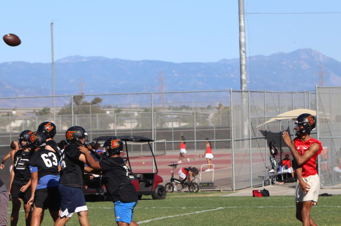 Etiwanda QB Dermaricus Davis by John Murphy 10-24-2023100420233